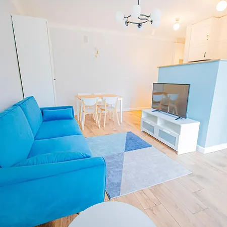 Cozy 1-bedroom Flat Next To The Center *